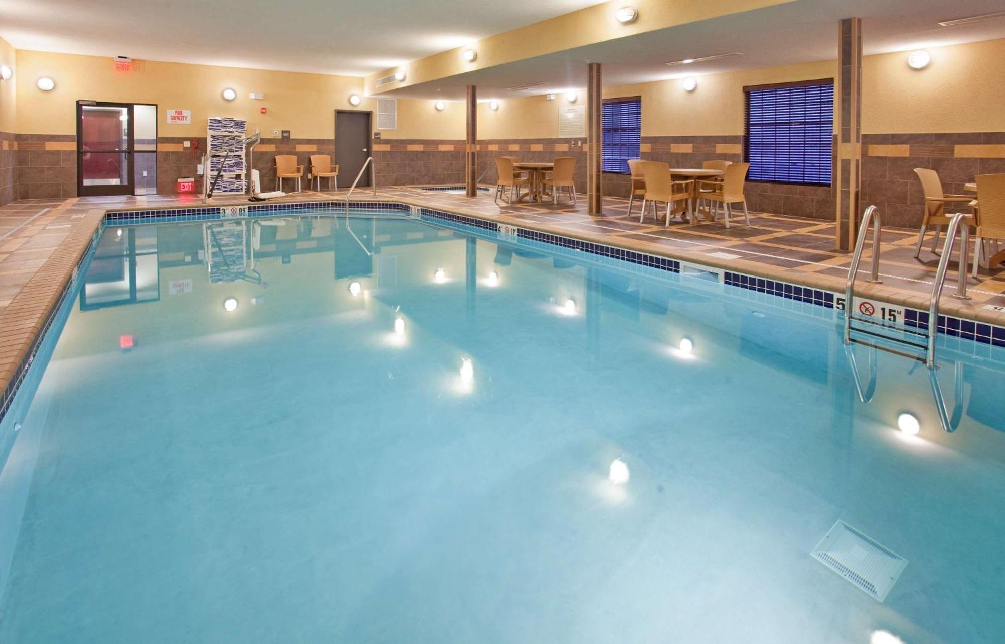 Hampton Inn & Suites Dickinson Nd Exteriér fotografie