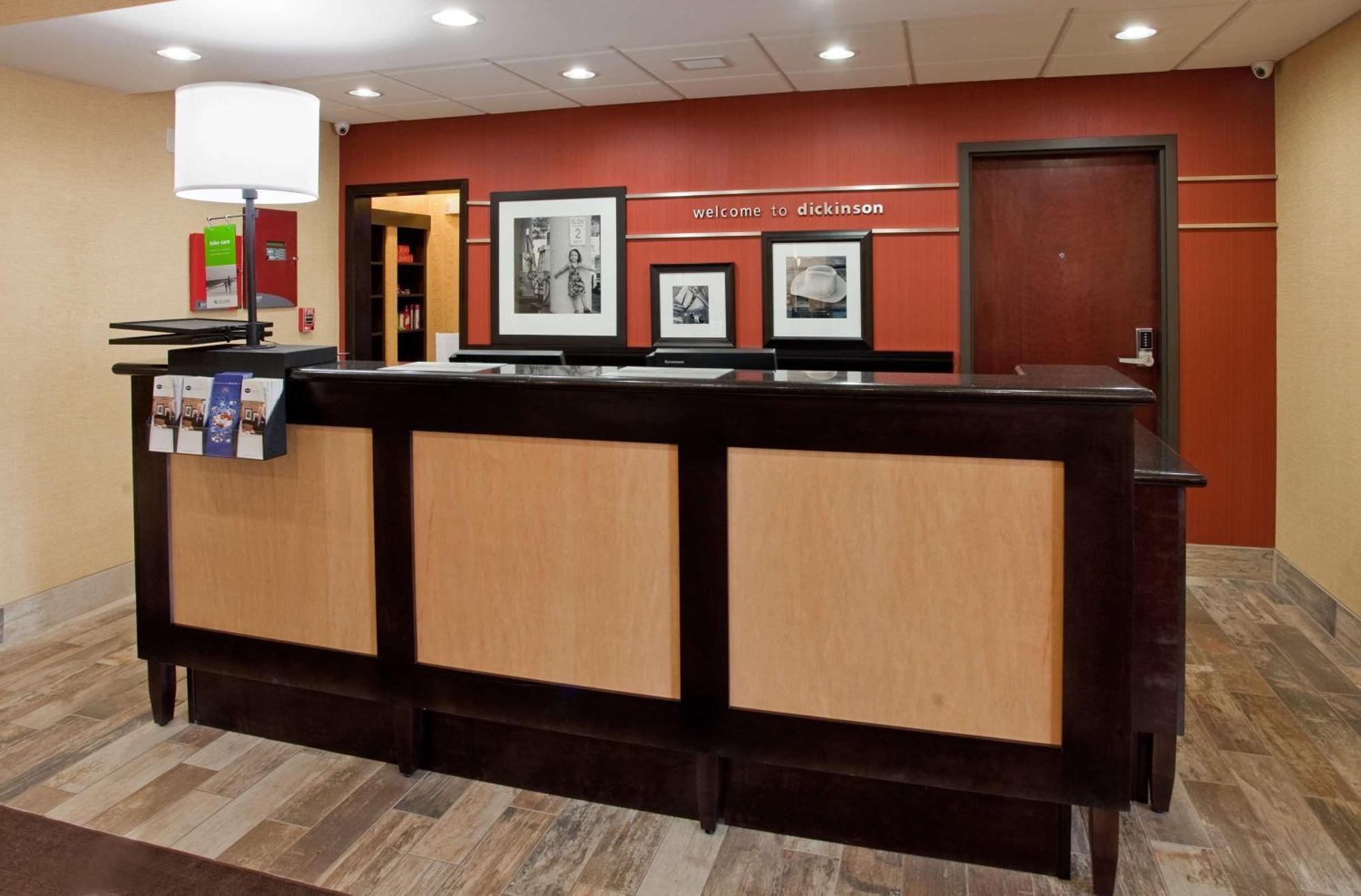 Hampton Inn & Suites Dickinson Nd Exteriér fotografie